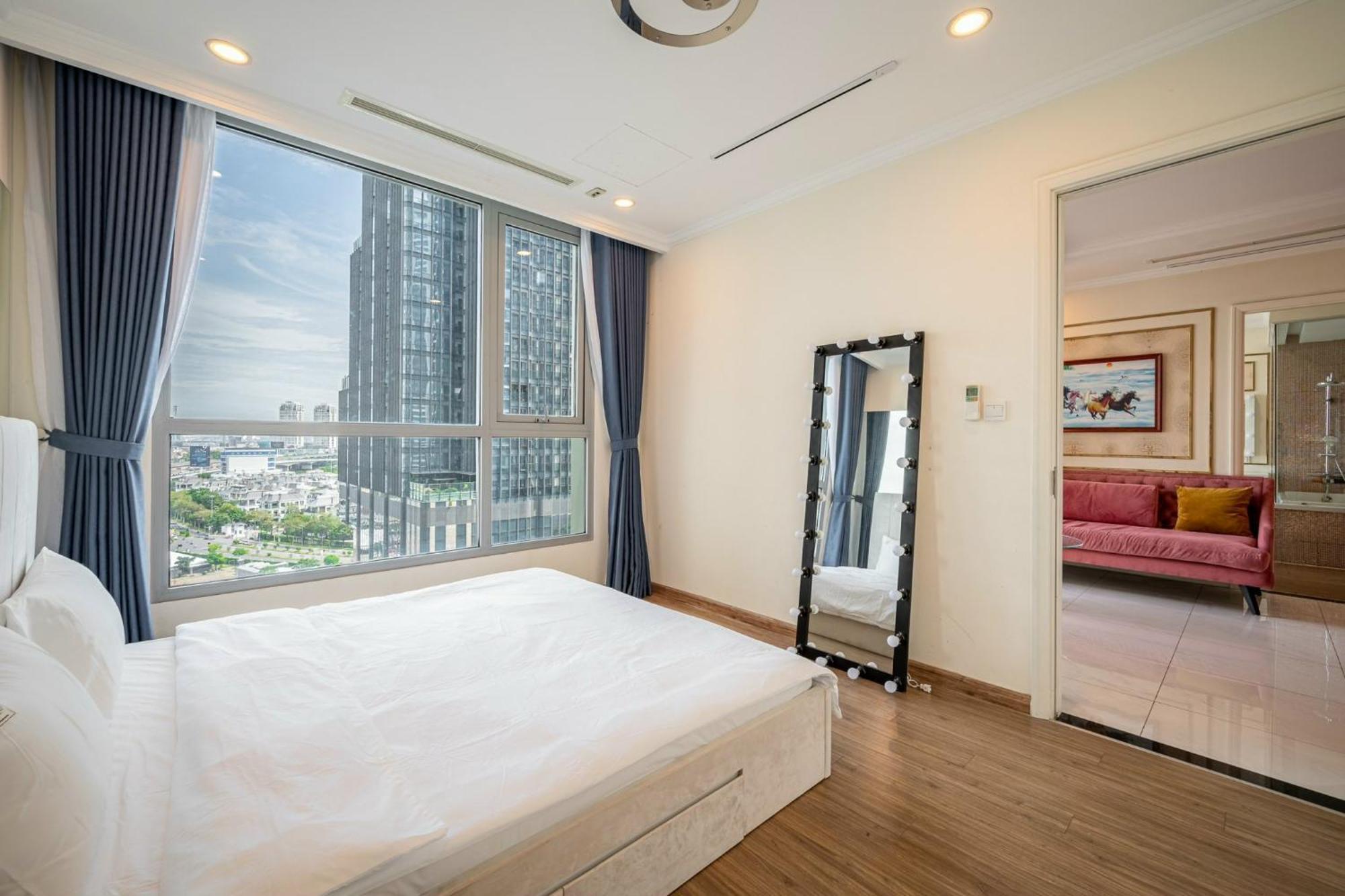Vinhomes Central Park - Td Luxury * TP. Hồ Chí Minh
